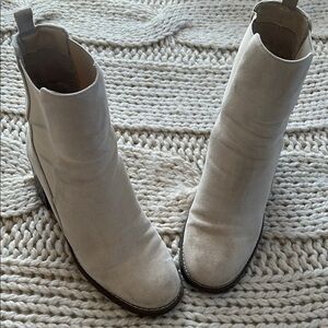Women's Cream Ankle Boots